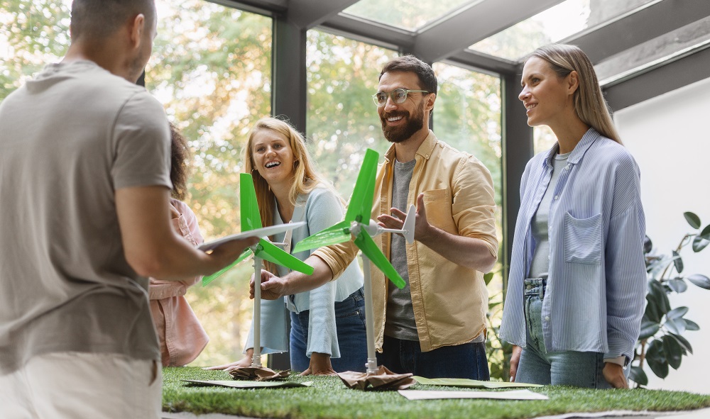 الاقتصاد الأخضر قيد التشغيل: دليلك الشامل للوظائف الصديقة للبيئة وفرصها الواعدة